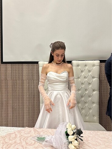 SATEN ELBİSE ( AKSESUARLARI DAHİL )