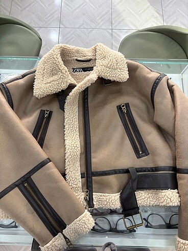 Zara Zara içi kürklü mont