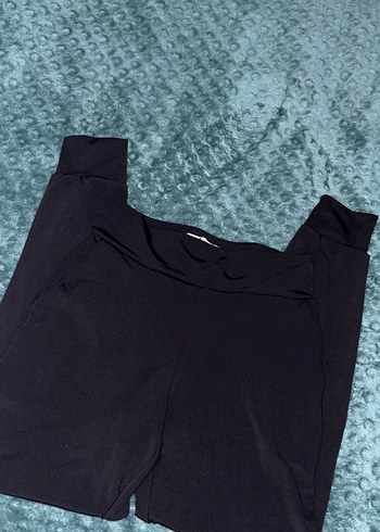 Siyah Kadın Midi Tayt - Sokak Stili - Görsel 2