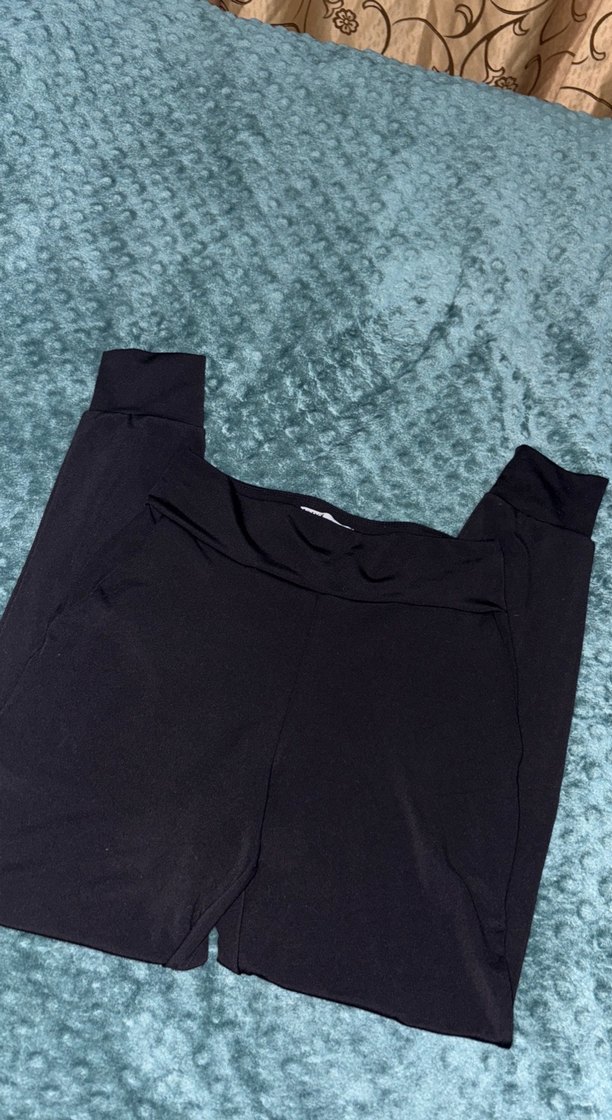 Siyah Kadın Midi Tayt - Sokak Stili - Görsel 2