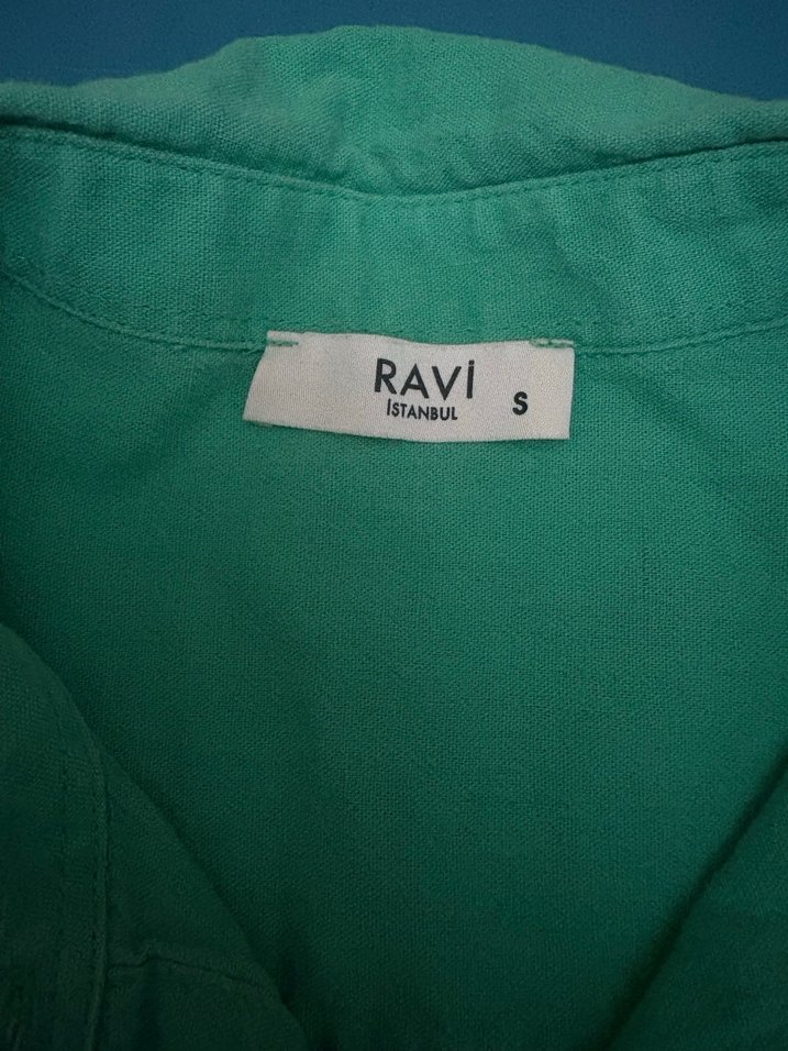 Yeşil Düğmeli  Keten Gömlek - Görsel 3