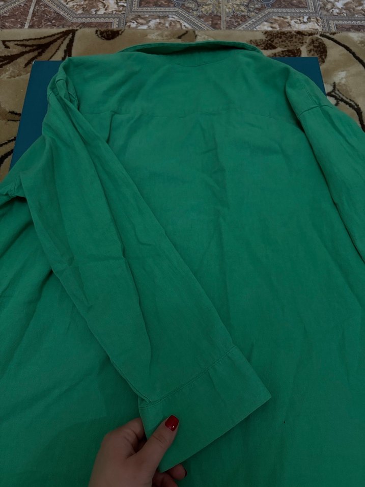 Yeşil Düğmeli  Keten Gömlek - Görsel 4