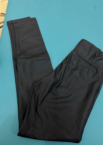 Deri Görünümlü Siyah Kadın Tayt - Görsel 2