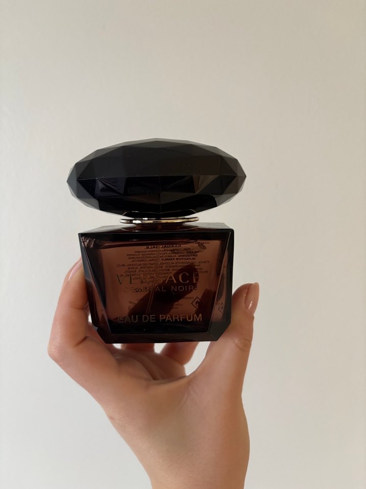 Versace Crystal Noir Kadın Parfümü - Görsel 2
