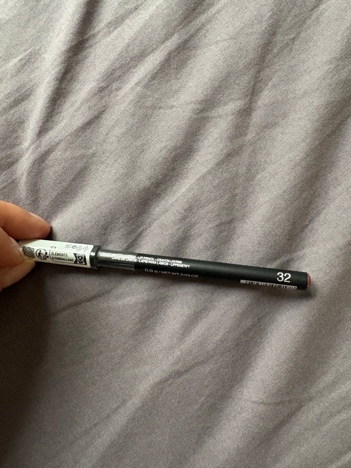 KIKO Gri Dudak Kalemi - Görsel 2