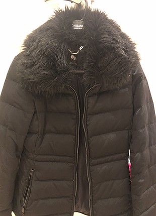 Zara Zara mont şişme siyah kürklü 