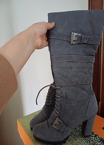 37 Beden gri Renk Çizme