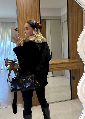 Kürk Detaylı Siyah Kadın Kışlık Ceket - Görsel 2