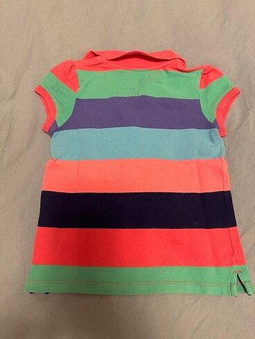 24-36 Ay Beden TERTEMİZ ve ORİJİNAL Tommy Hilfiger Tshirt