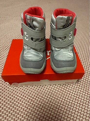 SUPERFIT 2 kere giyilmiş içi polar ÇOCUK BOTU-KUTULU