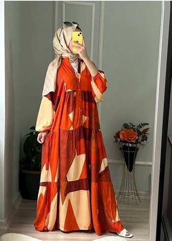 Uzun V Yaka Kahverengi tesettür elbise