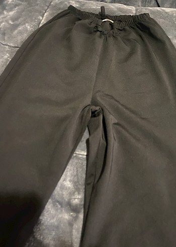 Kadın Siyah Geniş Paça Pantolon - Görsel 2