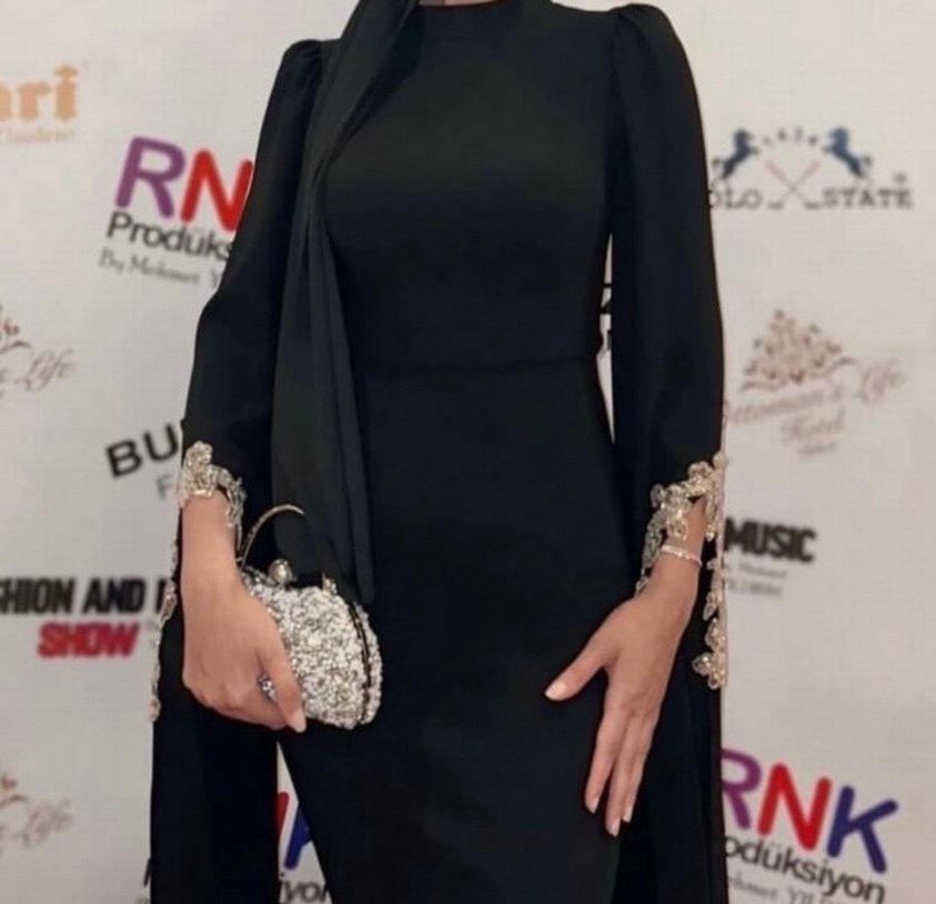 Siyah Uzun Kollu Straplez Drapeli Uzun Elbise - Görsel 2