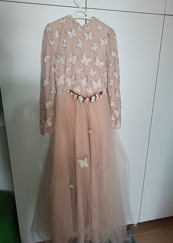 Nakışlı Kelebekli tesettür Bej Vintage Elbise