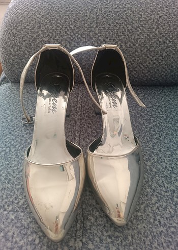 Kadın Gri Stiletto Topuklu Ayakkabı