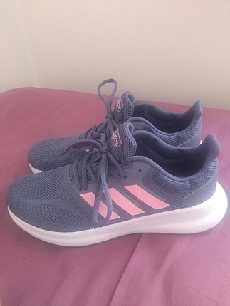 40 Beden Adidas Run Falcon