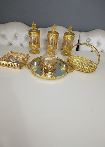 Altın İşlemeli Takımı sofra sunumluğu  işaretli olan satılmıştır - Görsel 3