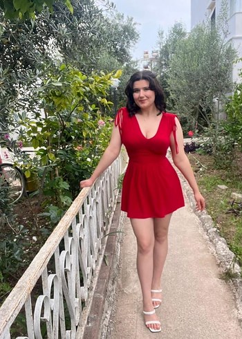 V yaka bağlamalı kısa bohem elbise