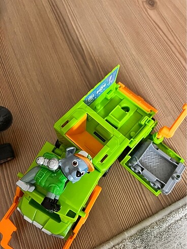 Beden Renk paw petrol rocky