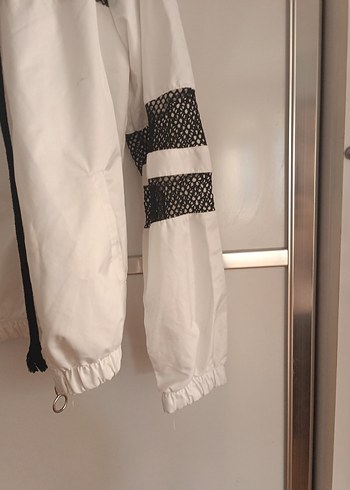 Beyaz Kısa Spor Kadın eşofman üstü - Görsel 4