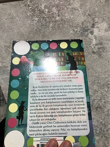  Bay lemoncellonun kütüphanesi