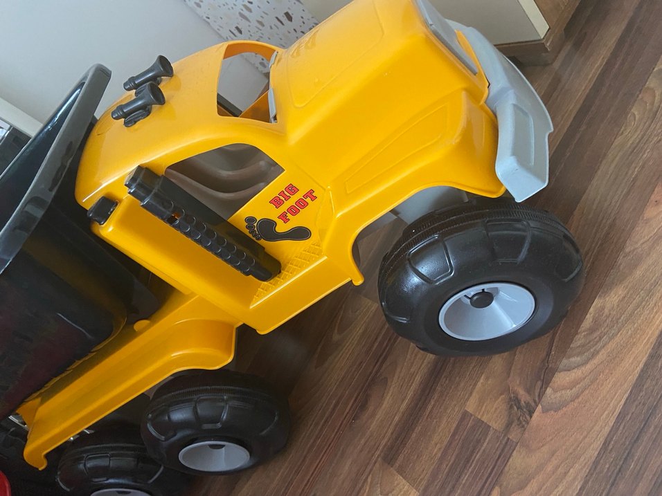 Sarı Renkli Oyuncak Kamyon - Görsel 4