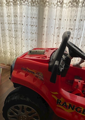 Kırmızı Elektrikli Çocuk Araba - Görsel 3