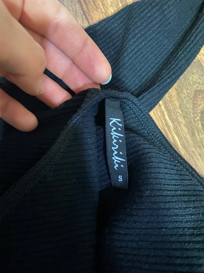 Siyah Yünlü Uzun Kollu Yüksek Yakalı Elbise - Görsel 4