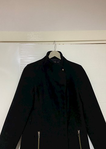 Fermuar Detaylı Siyah Kaban - Görsel 3