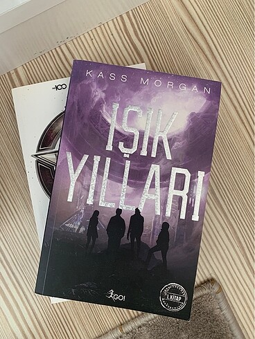 Işık yılları kass morgan
