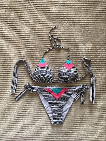 Calzedonia bikini takımı