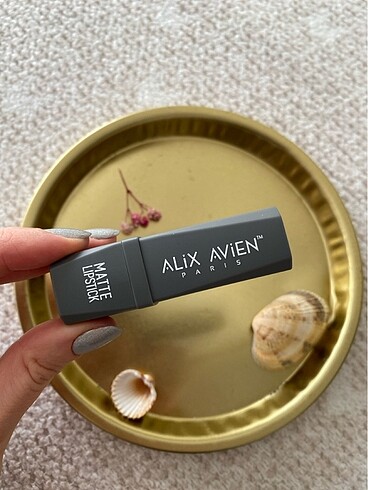 Beden Alix Avien mat ruj