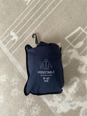 Uniqlo çocuk portable parka