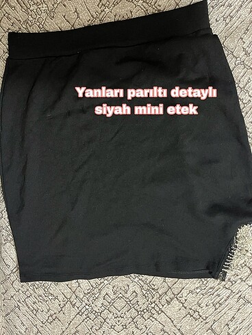 Yanları parlak mini etek