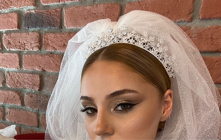 Gelin tacı