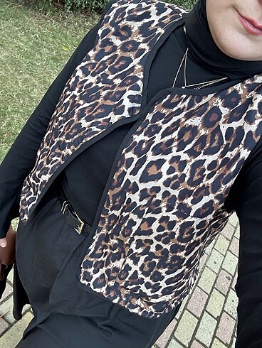 l Beden Leopar yelek