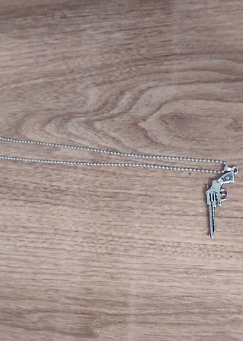 Gri Zincirli Rock Punk Revolver Tabanca Kolye - Görsel 3