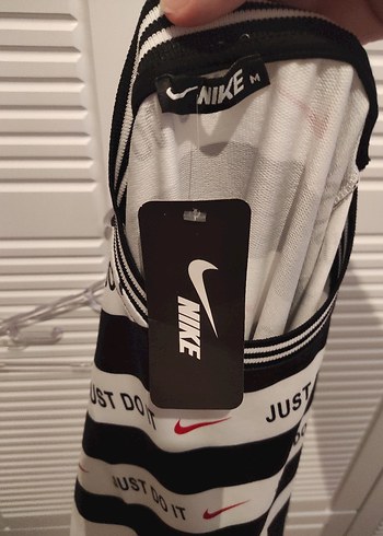Nike Erkek Beyaz Baskılı Tişört - Görsel 3