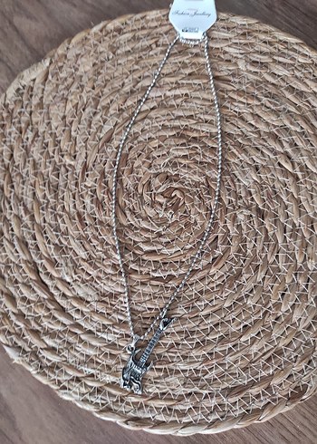 Uzun Zincirli Gitar Figürlü unisex Kolye - Görsel 2