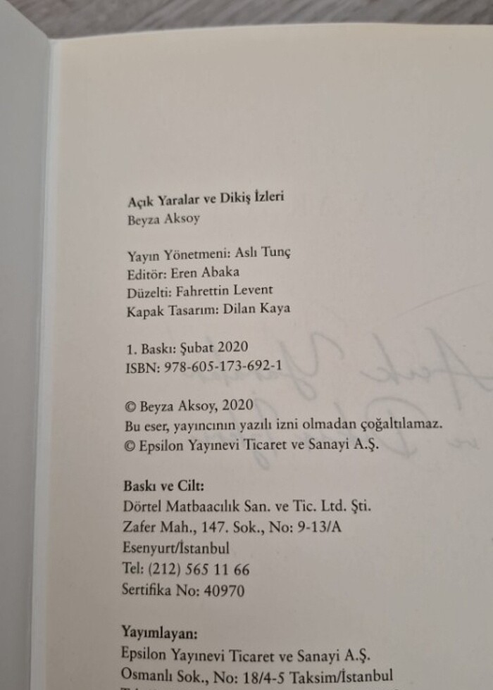 AÇIK YARALAR VE DİKİŞ İZLERİ (İLK BASKI) (KARTON KAPAK VE İMZALI - Görsel 5