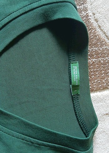 Yeşil V yaka bayan tişört - Görsel 3