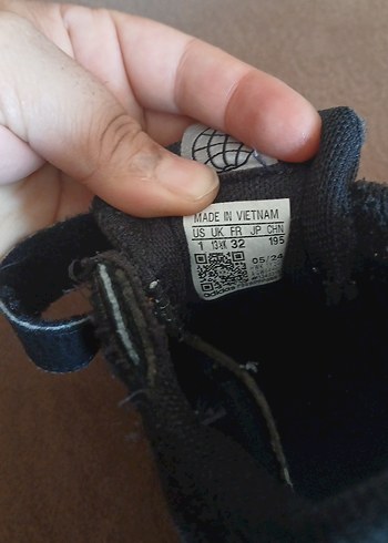 32 Beden siyah Renk Aiyah Erkek Çocuk Spor Ayakkabı Adidas