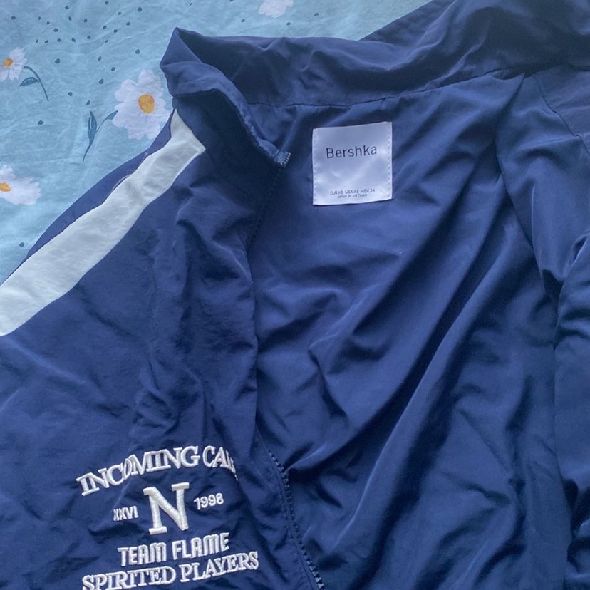 Lacivert Atletik Kesim Kadın Yağmurluk - Görsel 2