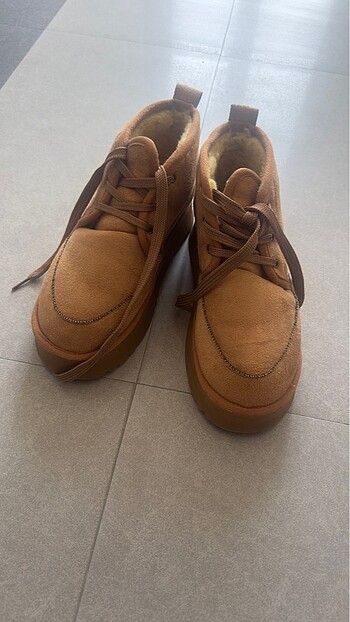 Ugg Ugg 40 no camel (markasi ugg degil)