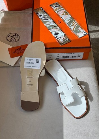 Hermes Beyaz Kadın Terlik Stiletto