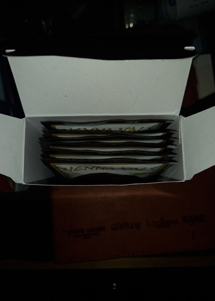 Kadın taş kına  - Görsel 2