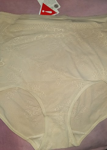 Bej Dantel Desenli Hemşire Korsesi - Görsel 3