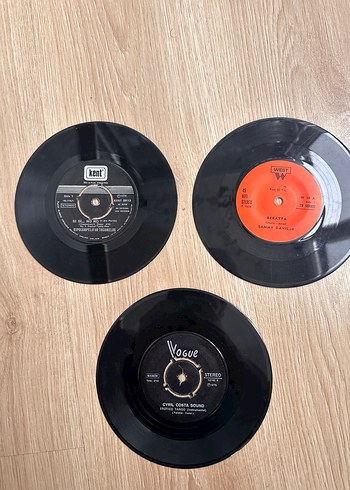 Üç Adet Yabancı 45'lik Plak Yüksek Kondisyon - Görsel 2
