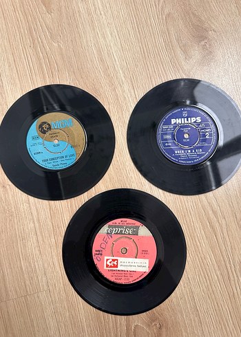 Üç Adet Yabancı 45'lik Plak yüksek kondisyon - Görsel 2