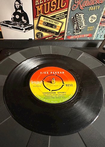 Ajda Pekkan - Kimler Geldi Kimler Geçti 45'lik Plak - Görsel 2